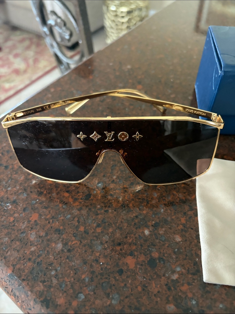 Louis Vuitton Gold Frame Brown Shield Sunglasses in PRICE NONNEGOTIABLE